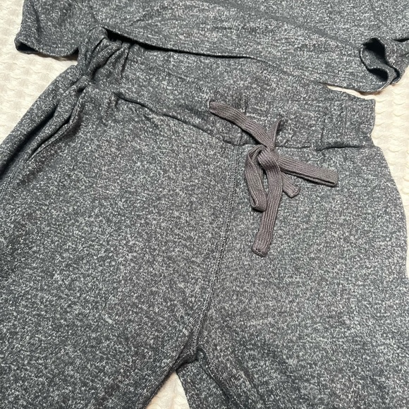 Like New Lounge Set Grey Off Shoulder Tie Pants Fall - Picture 7 of 11